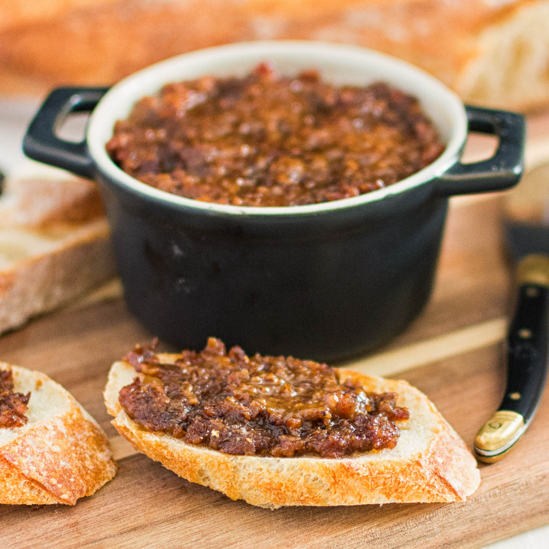 Bacon jam is a salty, sweet, savoury bacon flavour bomb. Serve it along with baguette or use it in the ultimate bacon, lettuce and tomato sandwich.