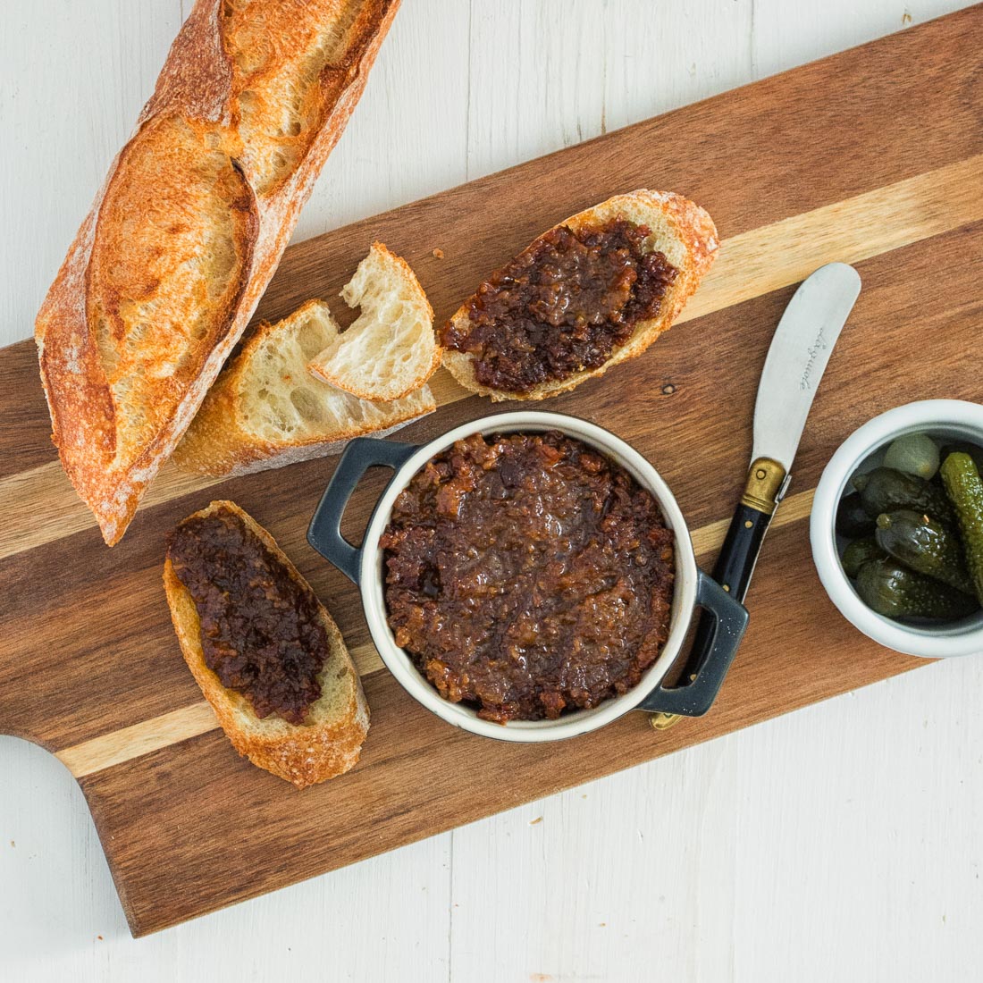 Bacon jam is a salty, sweet, savoury bacon flavour bomb. Serve it along with baguette or use it in the ultimate bacon, lettuce and tomato sandwich.