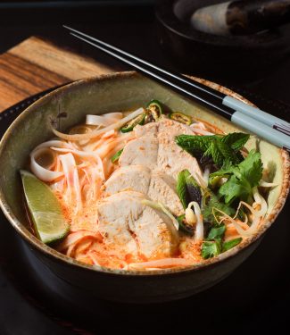 When you crave a delicious asian noodle soup Thai curry noodle soup delivers.