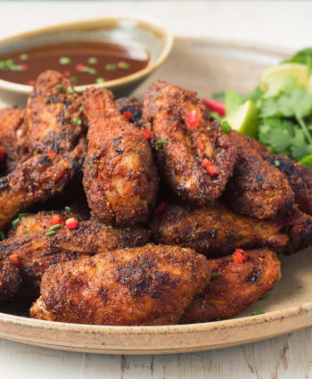 indian spiced chicken wings with tamarind dipping sauce