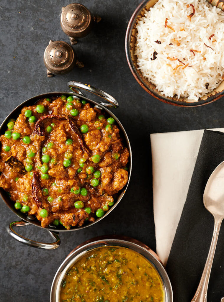 Table scene keema matar from above.