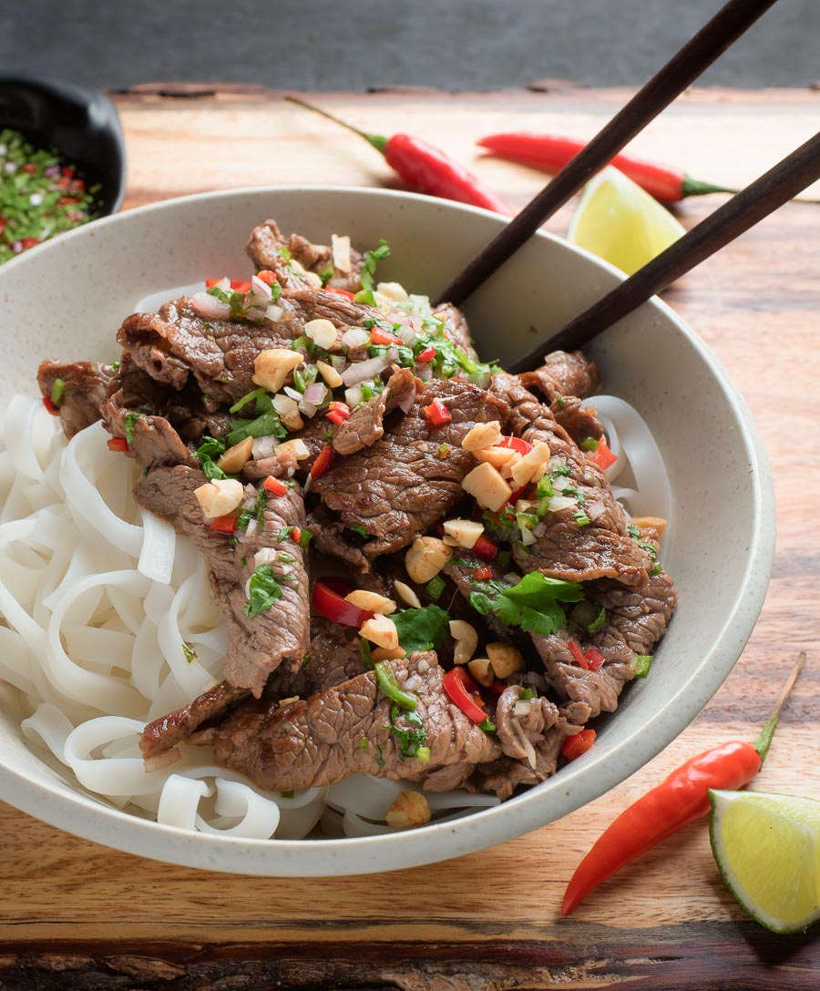 Thai Beef Stir Fry With Rice Noodles Glebe Kitchen