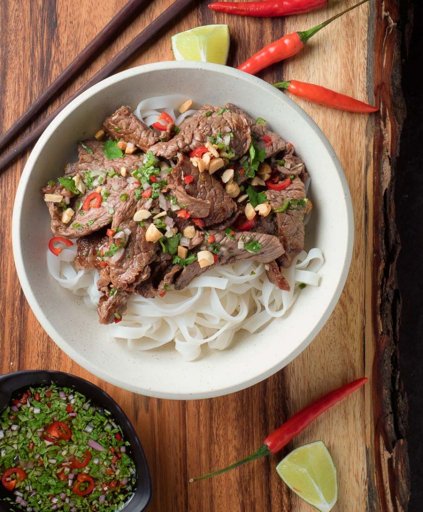 thai beef stir fry with rice noodles - glebe kitchen