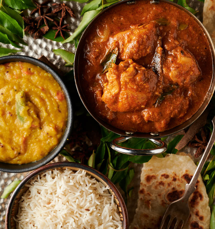 https://glebekitchen.com/wp-content/uploads/2020/06/chettinadchickencurryhoteltopclose.jpg