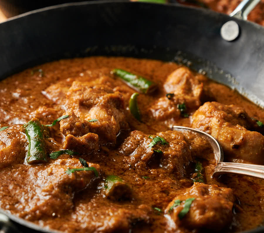 hariyali chicken curry - indian hotel style - glebe kitchen