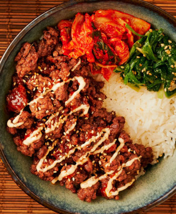 korean beef bowl with gochujang drizzle