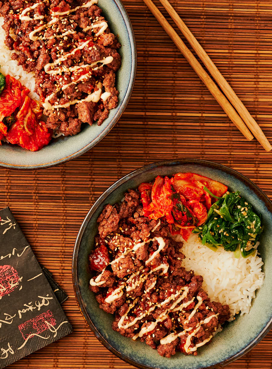 korean beef bowl with gochujang drizzle - glebe kitchen