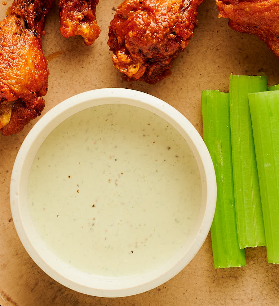 Green Chili chutney mayo dip from above.